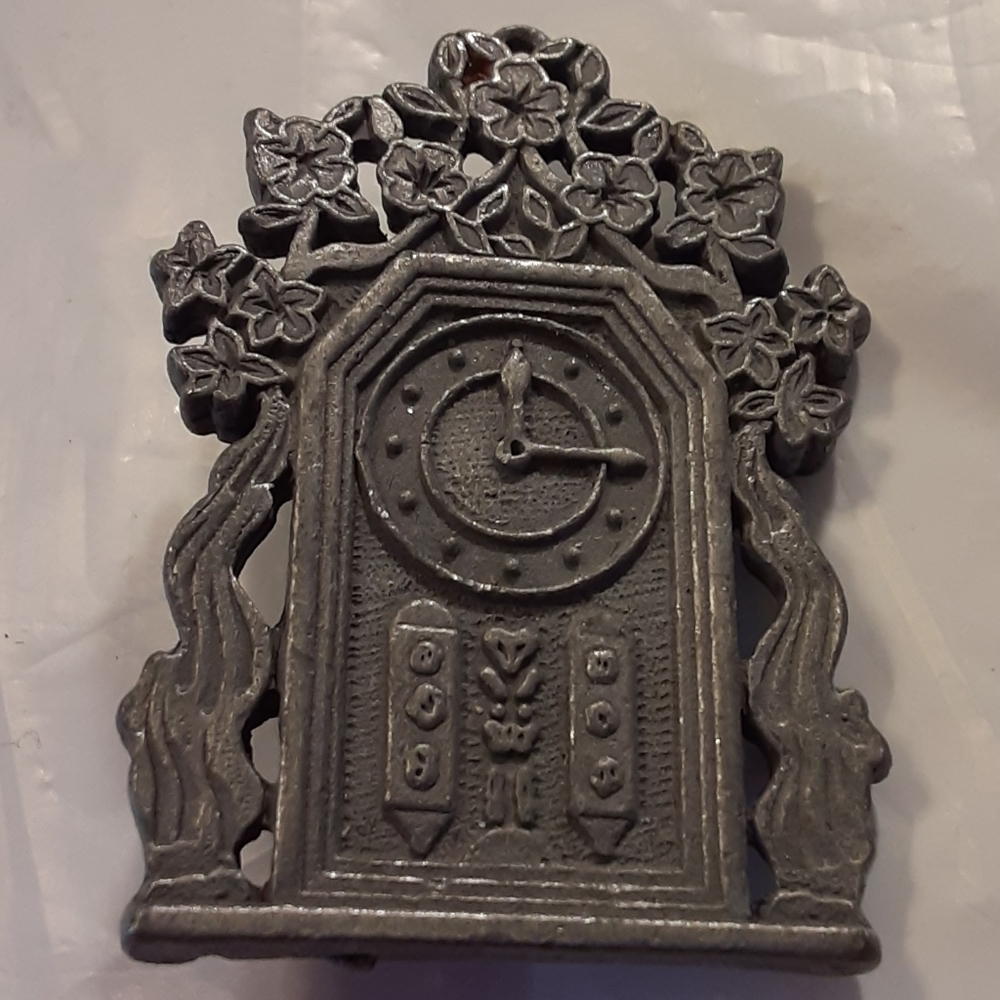 Pewter Clock Brooch